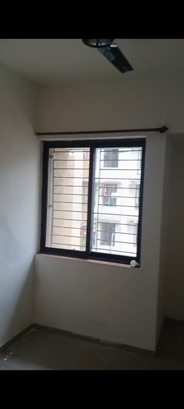 Room in 1 BHK Apartment at Lodha Casa Bella, Dombivli East – for Rent