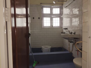 Bathroom in 1 RK Builder Floor at Greater Kailash I – for Rent