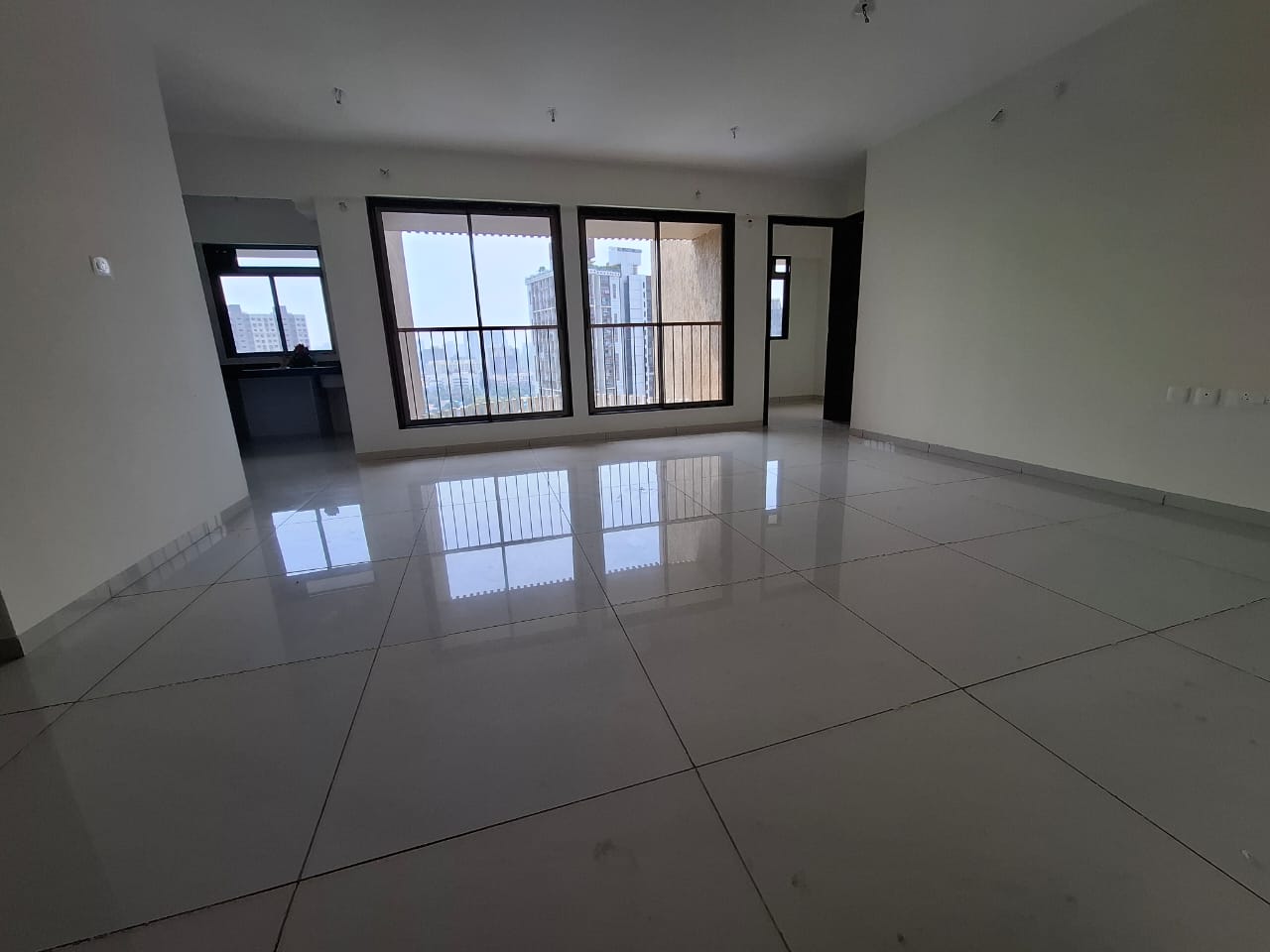 3 BHK Apartment For Rent in Chandak 34 Park Estate