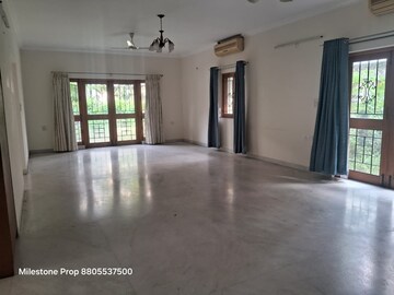 Room in 4 BHK Villa at Dagde Tapovan CHS, Bavdhan – for Rent