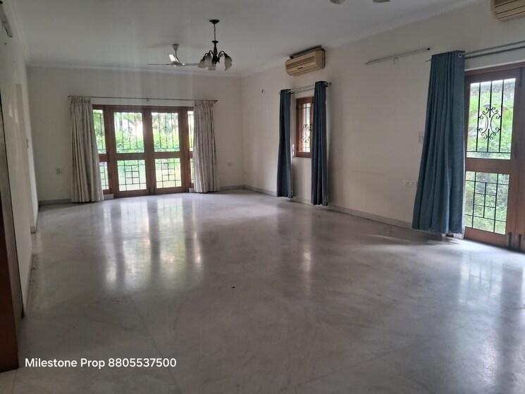 Room, dagde-tapovan-chs 4 Bedroom 4300 Sq.Ft. Villa In Bavdhan Pune 9386410