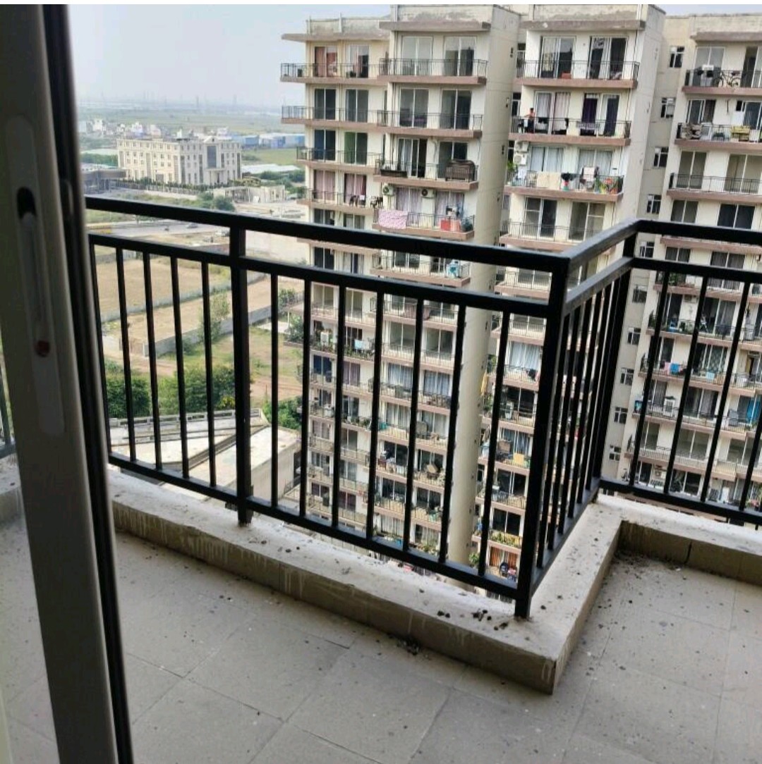 3 BHK Apartment For Sale in ROF Aalayas