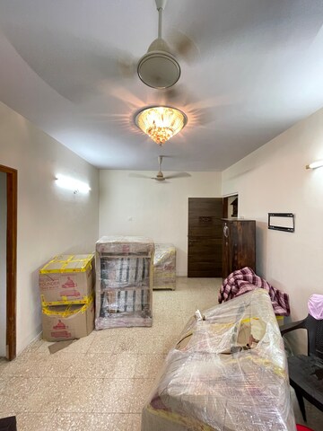 Bedroom in 2 BHK Apartment at Green Meadows Bluilding 2 Chs Ltd, Kandivali East – for Rent