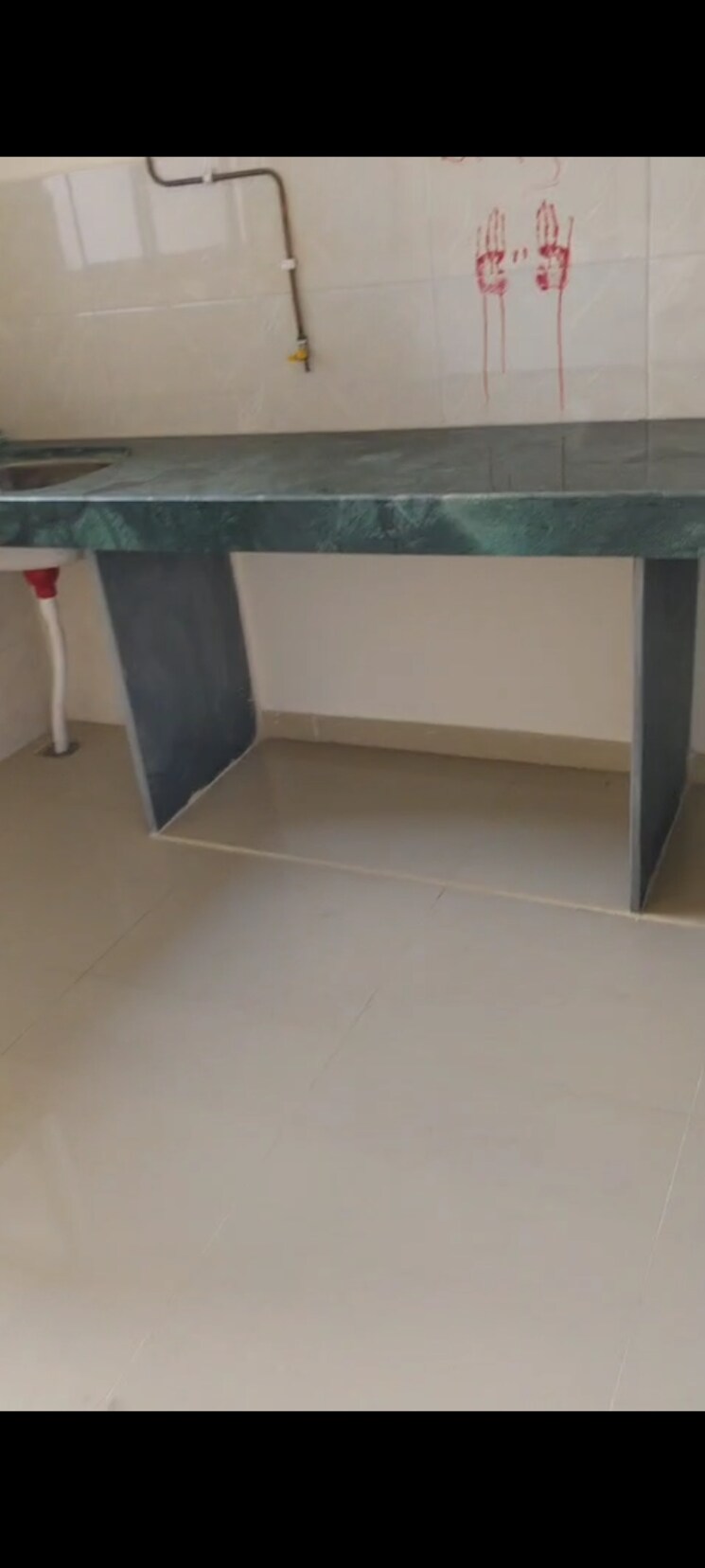 Room, kalyani-sankheshwar-heights 1 Bedroom 425 Sq.Ft. Apartment In Kalyan West Thane 9386442