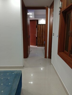 Building Lobby in 1 BHK Builder Floor at Saket – for Rent