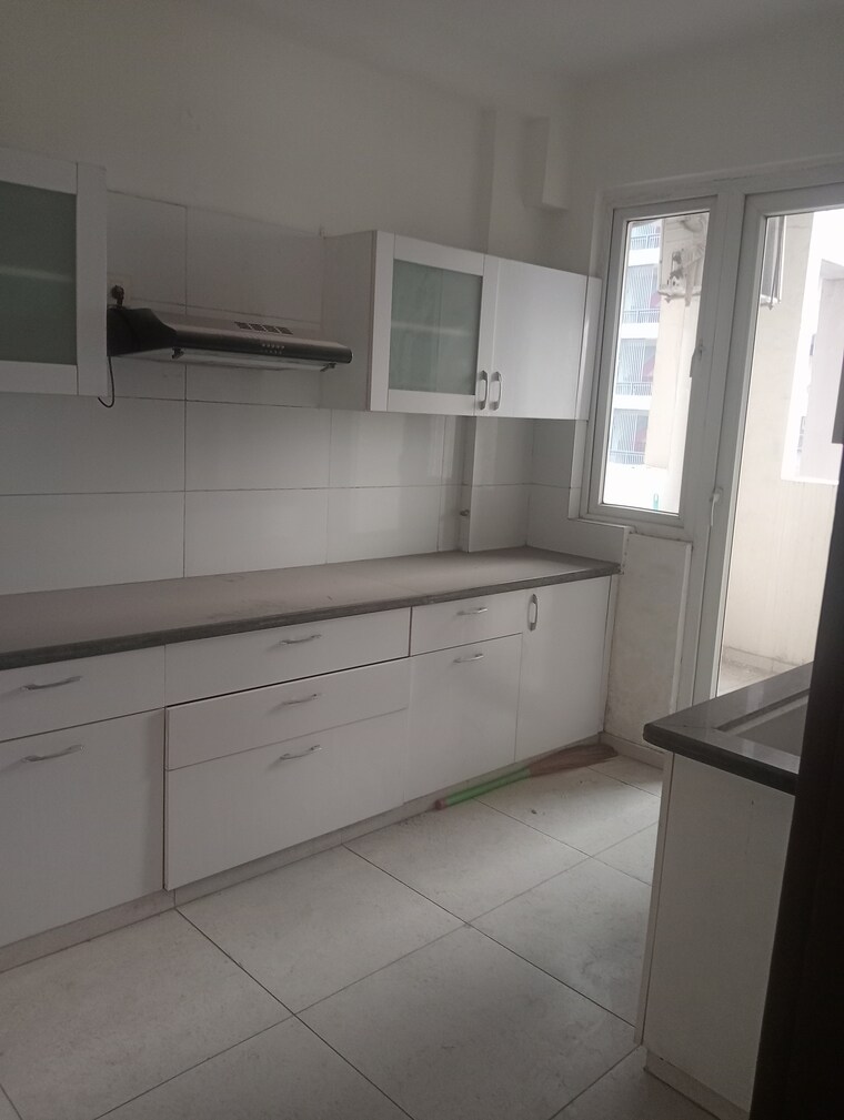 Kitchen, motiaz-royal-citi 3 Bedroom 1910 Sq.Ft. Apartment In Ambala Highway Zirakpur 9386560