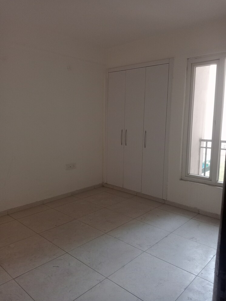 Room, motiaz-royal-citi 3 Bedroom 1910 Sq.Ft. Apartment In Ambala Highway Zirakpur 9386560