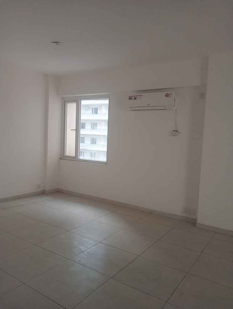 Room, motiaz-royal-citi 3 Bedroom 1910 Sq.Ft. Apartment In Ambala Highway Zirakpur 9386560