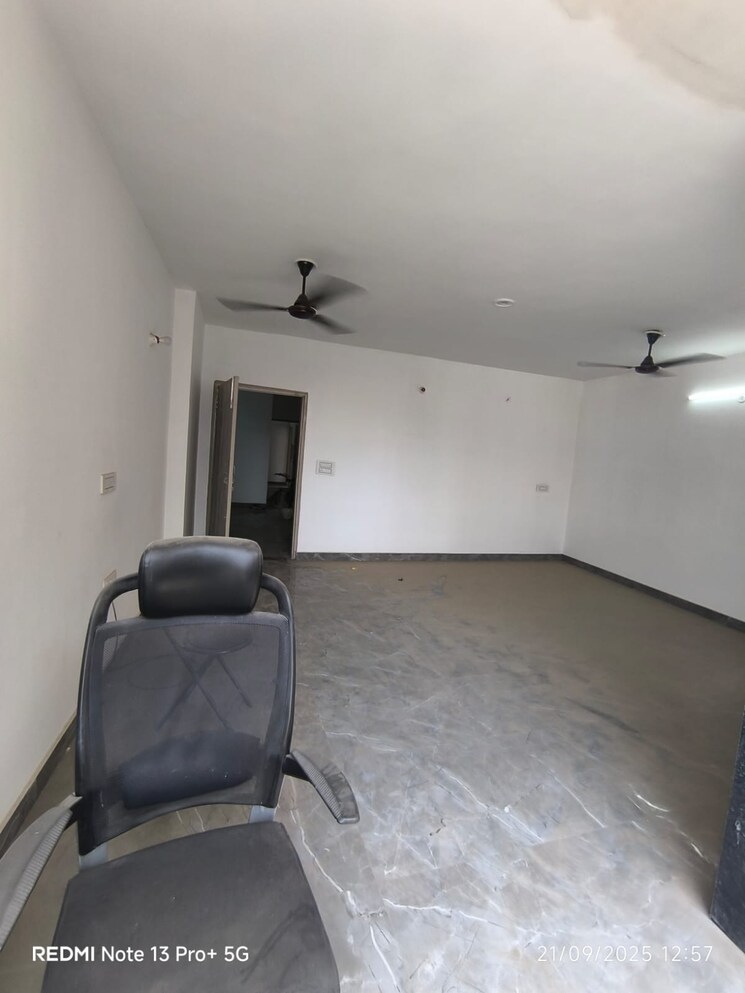 Bathroom, saket 1.5 Bedroom 500 Sq.Ft. Builder Floor In Saket Delhi 9386548