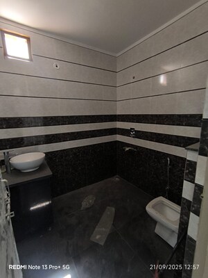 Kitchen in 1.5 BHK Builder Floor at Saket – for Rent