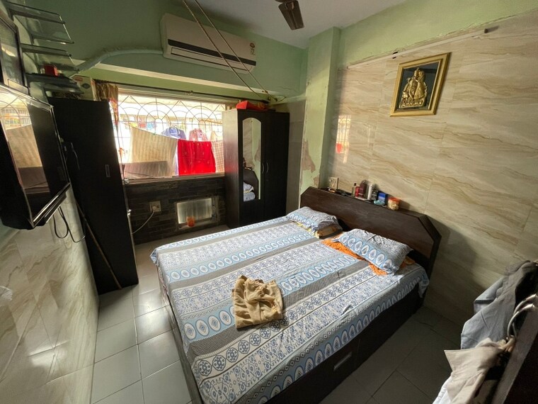 Bedroom, damodar-park-apartment 2 Bedroom 450 Sq.Ft. Apartment In Ghatkopar West Mumbai 9386542