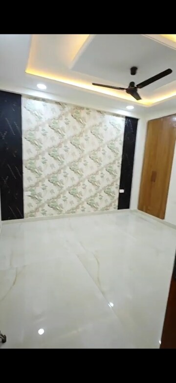 Bedroom in 4 BHK Builder Floor at Sector 46 – for Sale