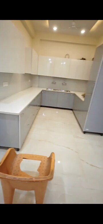 Kitchen in 4 BHK Builder Floor at Sector 46 – for Sale