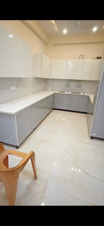 Kitchen in 4 BHK Builder Floor at Sector 46 – for Sale