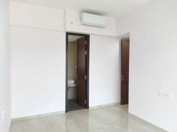 3 BHK Apartment For Rent in Lodha Woods, Kandivali East