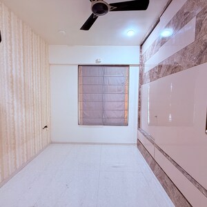 Room in 2 BHK Apartment at Mohannagar CHS, Veerabhadra Nagar – for Rent