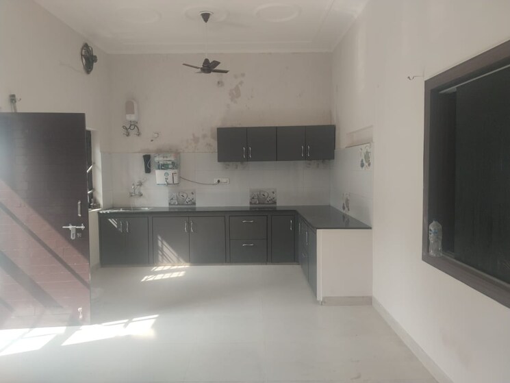 Kitchen, dalanwala 2 Bedroom 1500 Sq.Ft. Independent House In Dalanwala Dehradun 9386546