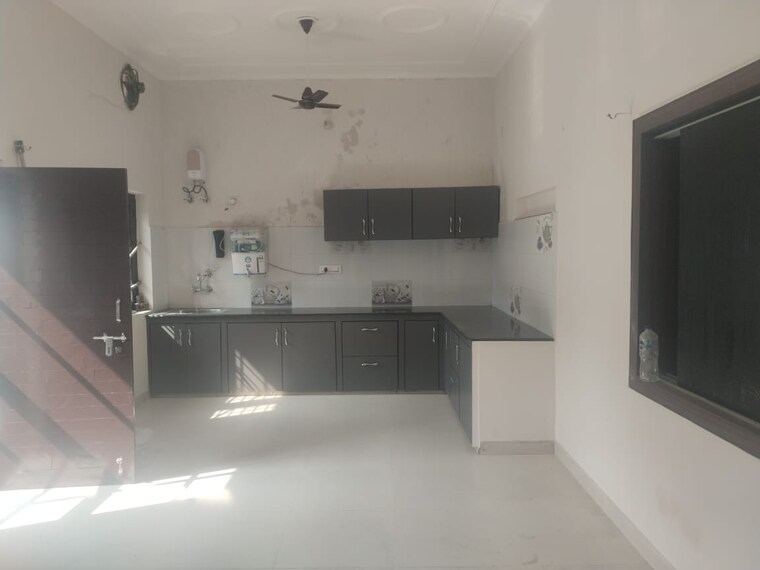 Kitchen, dalanwala 2 Bedroom 1500 Sq.Ft. Independent House In Dalanwala Dehradun 9386546