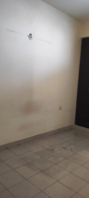 Room in 2 BHK Apartment at Emenox Brave Hearts Plaza, Raj Nagar Extension – for Rent