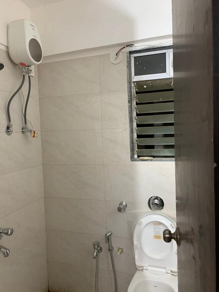 Bathroom, dgs-sheetal-tapovan 1 Bedroom 395 Sq.Ft. Apartment In Malad East Mumbai 9386604