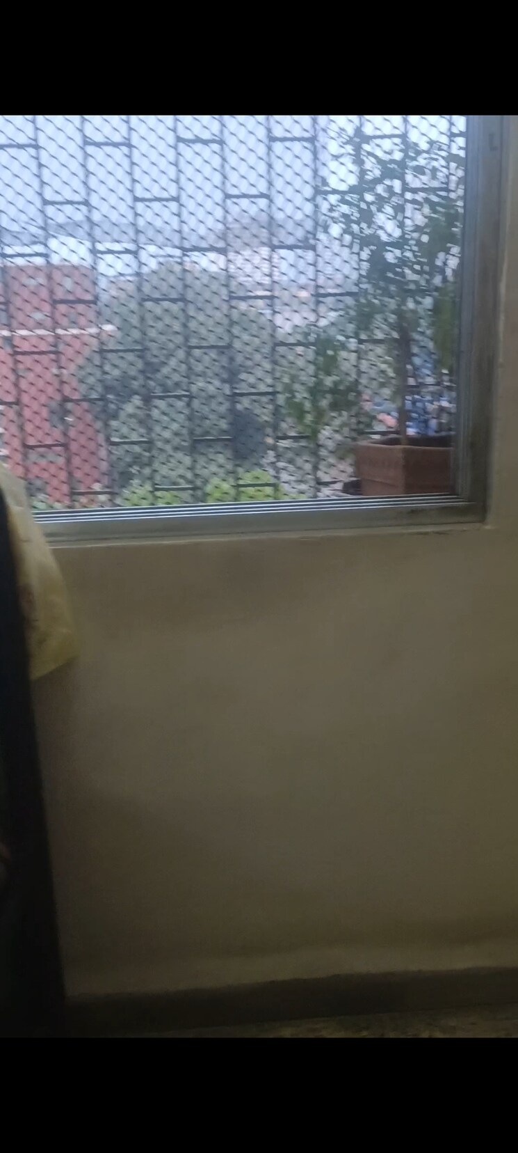 Room, royal-complex-mira-road 2 Bedroom 600 Sq.Ft. Apartment In Mira Road Thane 9386624