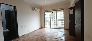 Room in 3 BHK Apartment at Yarrow Yucca Vinca, Chandivali – for Sale