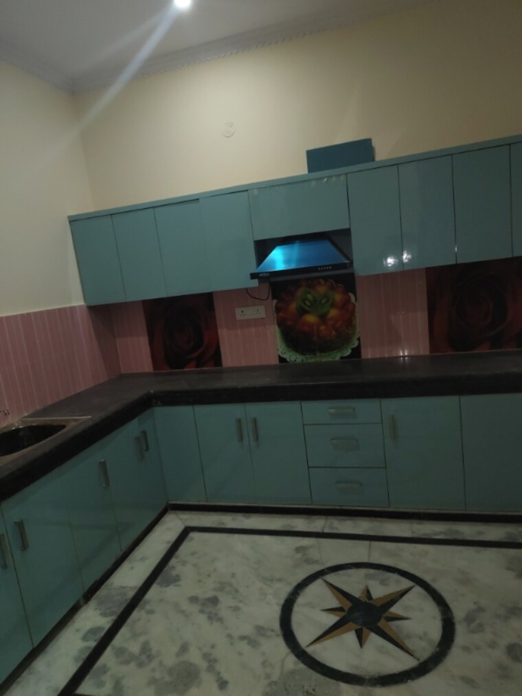 Kitchen, madanpuri 3 Bedroom 88 Sq.Yd. Independent House In Madanpuri Gurgaon 9386648