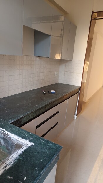 Shree Vardhman Green Court