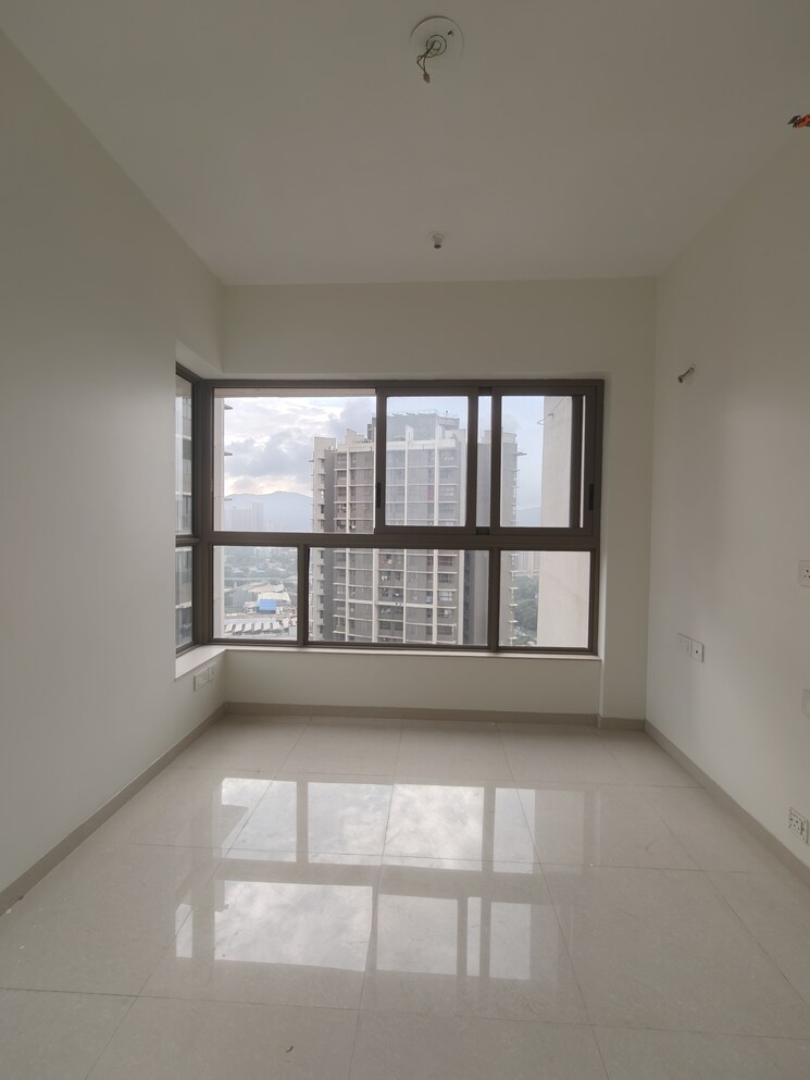 Room, kalpataru-paramount 2 Bedroom 535 Sq.Ft. Apartment In Kapur Bawdi Thane 9386662