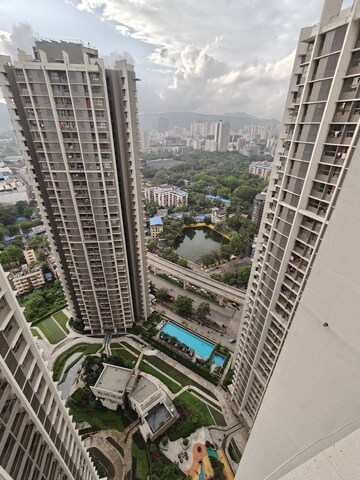 2 BHK Apartment For Sale in Kalpataru Paramount, Kapur Bawdi