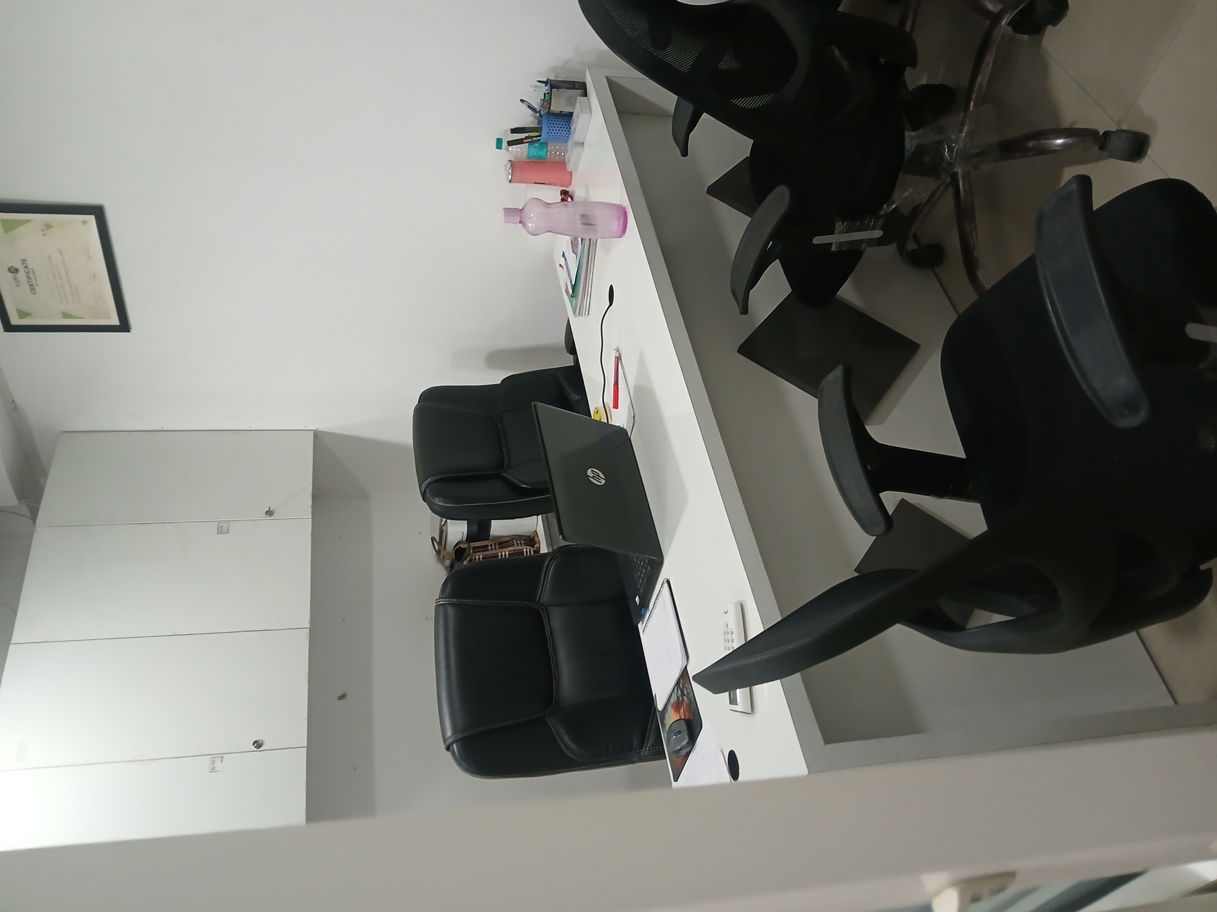 Office Space For Rent in Gaur City Mall