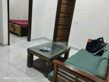 1 BHK Builder Floor For Rent in Chattarpur