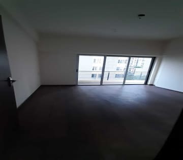 Room in 2 BHK Apartment at Lalbaug – for Rent