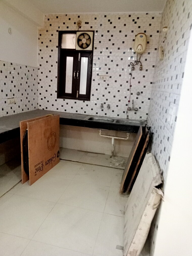 Kitchen, neb sarai 2 Bedroom 850 Sq.Ft. Builder Floor In Neb Sarai Delhi 9386703