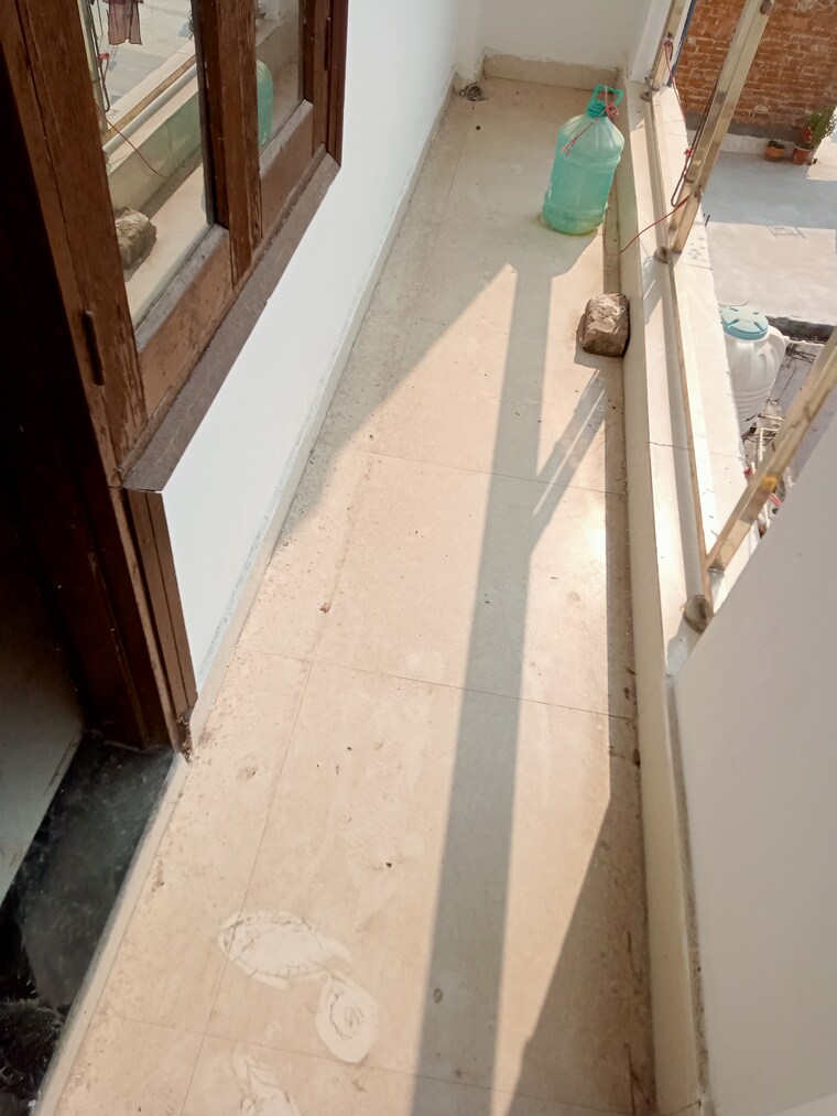 Balcony, neb sarai 2 Bedroom 850 Sq.Ft. Builder Floor In Neb Sarai Delhi 9386703