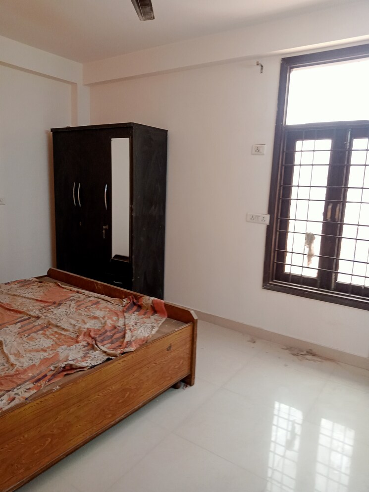 Room, neb sarai 2 Bedroom 850 Sq.Ft. Builder Floor In Neb Sarai Delhi 9386703