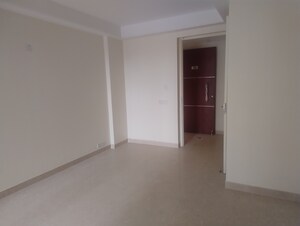 Room in 3 BHK Apartment at Bestech Park View Altura, Sector 79 – for Rent