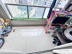 Balcony in 1.5 BHK Apartment at Amanora Future Towers, Hadapsar – for Sale