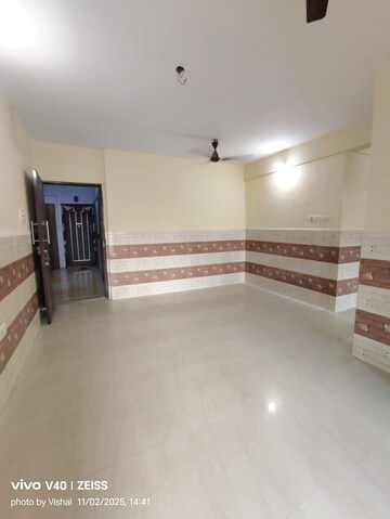 Room in 2 BHK Apartment at Harmony Residency Owale, Owale – for Rent