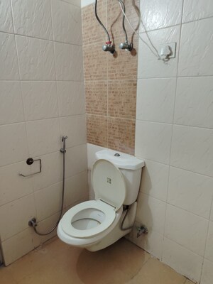 Bathroom in 2 BHK Builder Floor at Hong Kong Bazaar, Sector 57 – for Rent