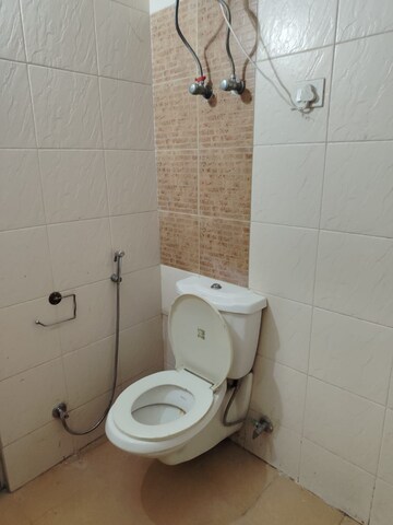 Bathroom in 2 BHK Builder Floor at Hong Kong Bazaar, Sector 57 – for Rent