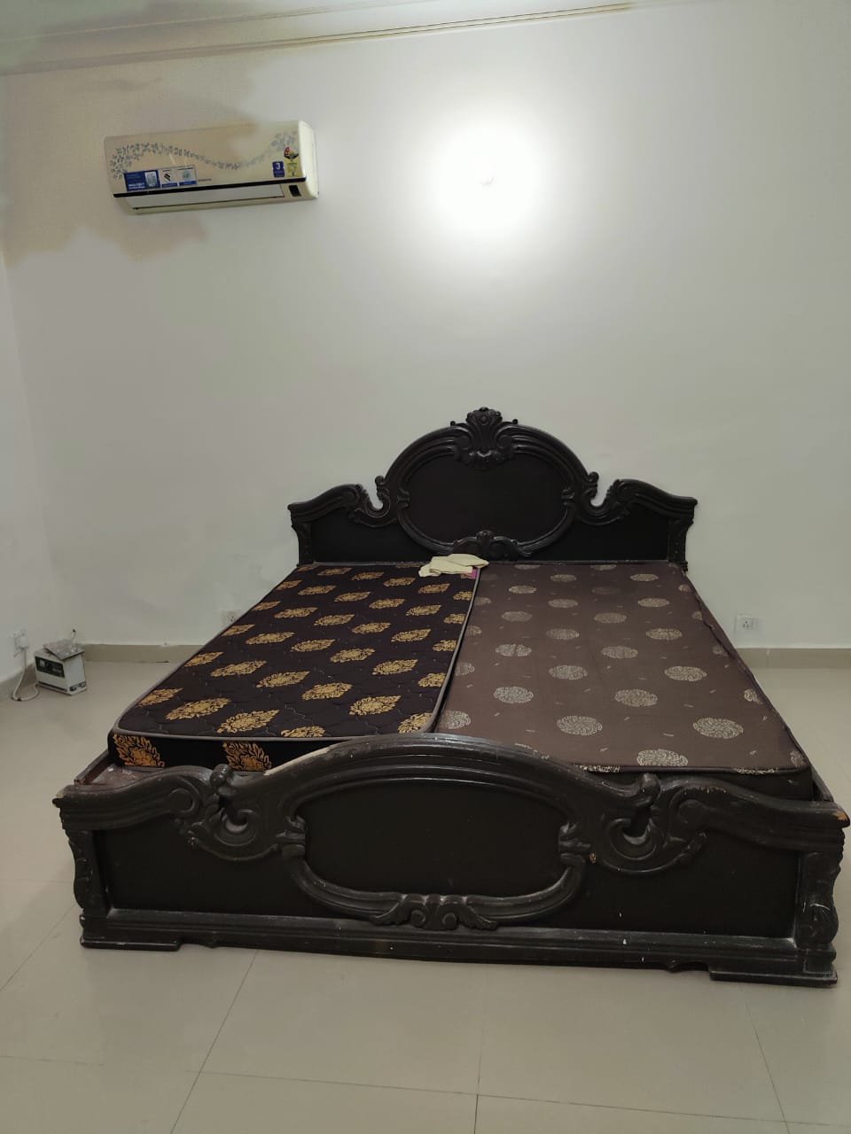 2 BHK Builder Floor For Rent in Hong Kong Bazaar