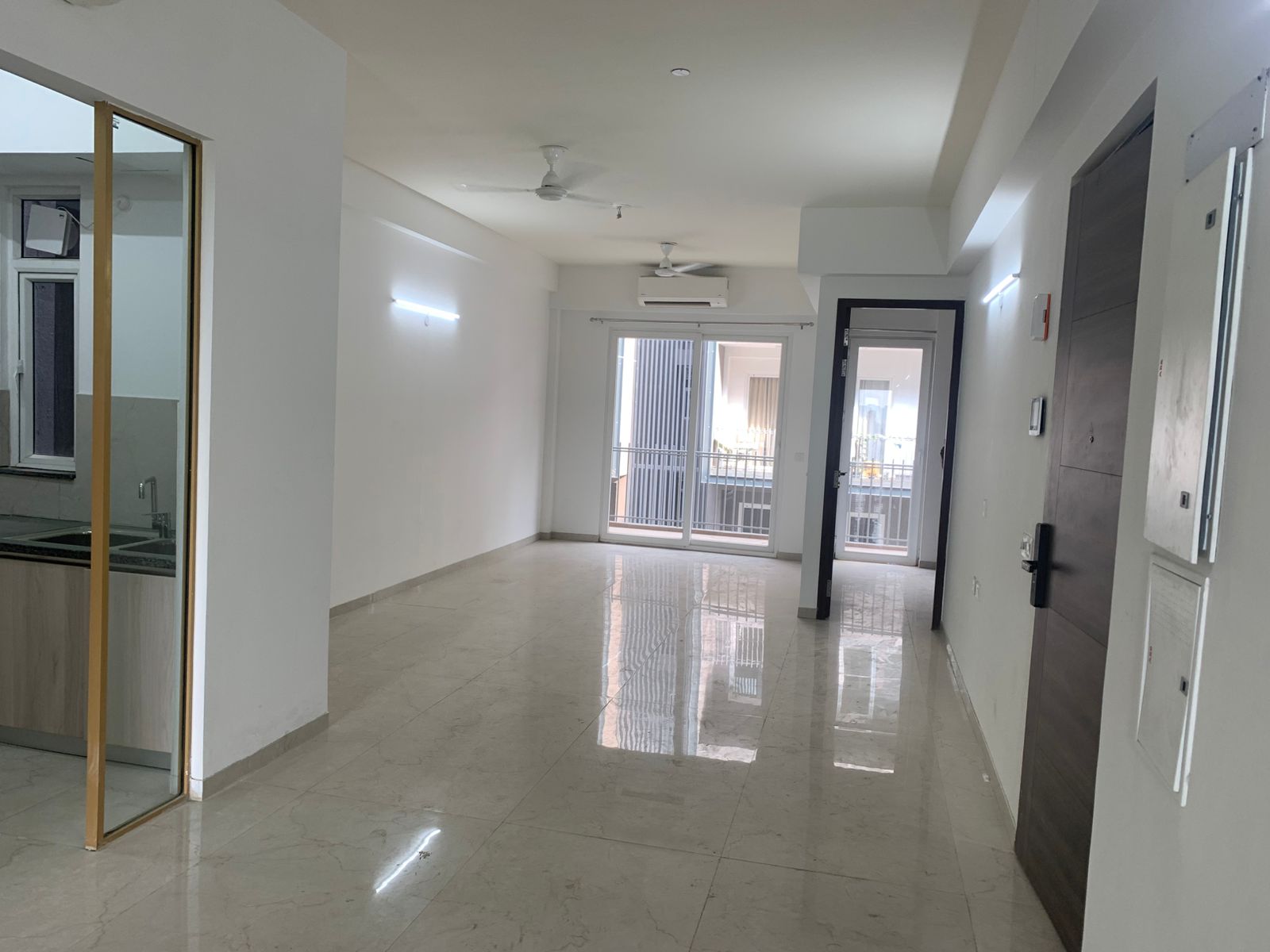 3 BHK Apartment For Rent in Smart World Orchard