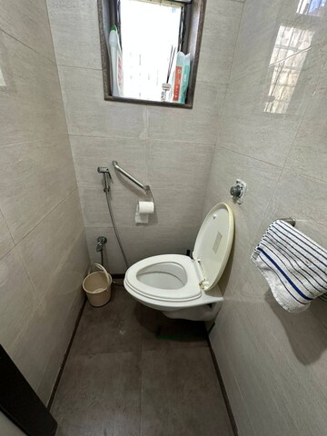 Bathroom in 1 BHK Apartment at Andheri West – for Rent