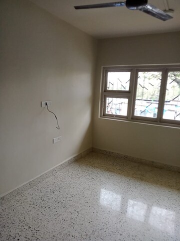 2 BHK Apartment For Rent in Rameshwar CHS Santacruz, Santacruz West