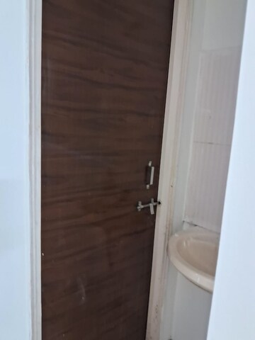 Bathroom in 1 BHK Apartment at Tingre Nagar – for Rent