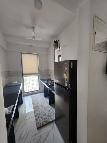 1 BHK Apartment For Rent in Raymond Ten X Habitat, Pokhran Road No Two