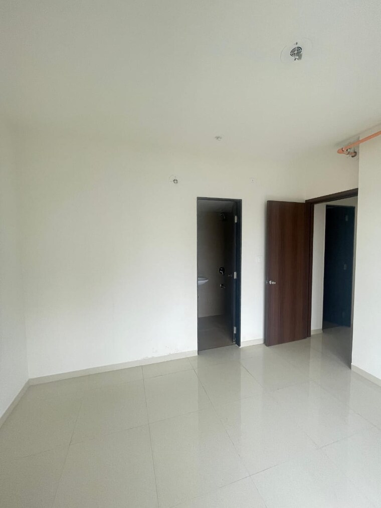 Room, raymond-ten-x-habitat 1 Bedroom 432 Sq.Ft. Apartment In Pokhran Road No Two Thane 9386776