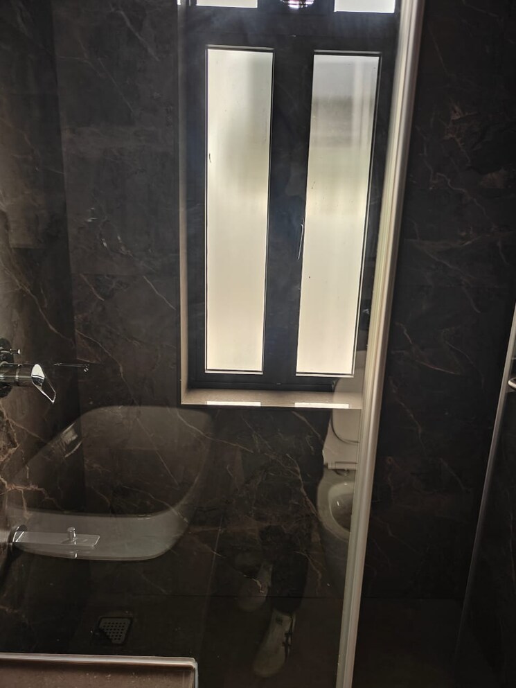 Bathroom, shree-mount-resort 2 Bedroom 750 Sq.Ft. Apartment In Chembur Mumbai 9386781