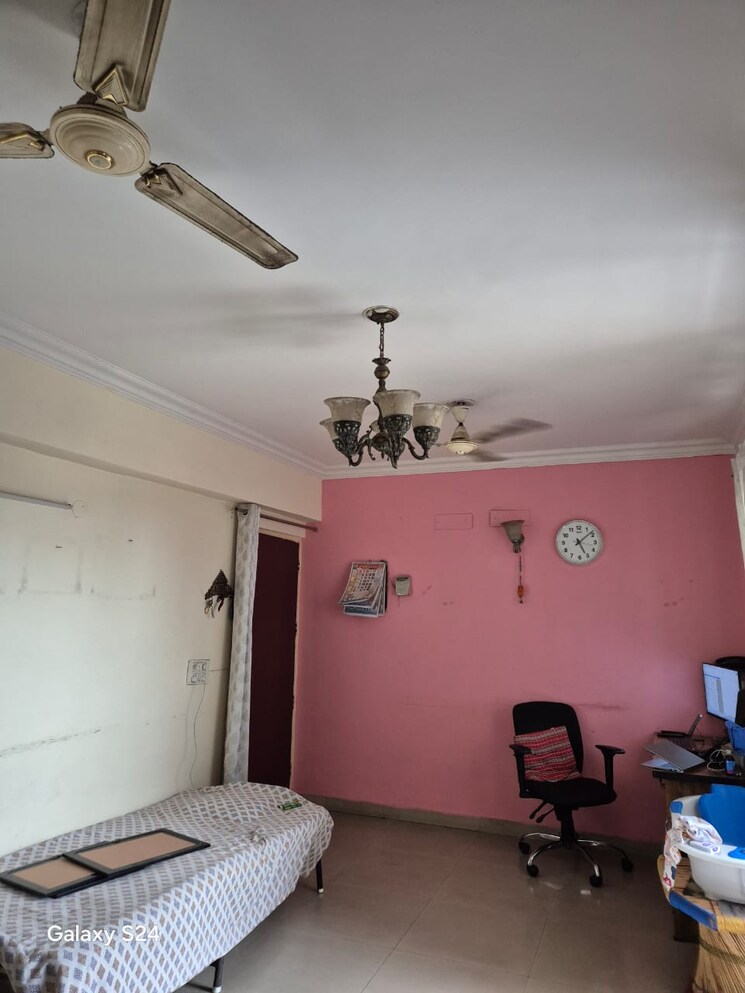 Bathroom, sg-oasis 3 Bedroom 1575 Sq.Ft. Apartment In Vasundhara Sector 2b Ghaziabad 9386804